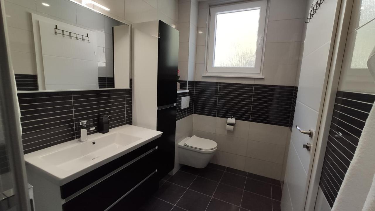 Luxury Apartment Pape Baška Voda Kültér fotó